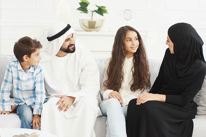 مفاتيح السعادة الأسرية في رمضان وأهميتها في تربية الأبناء