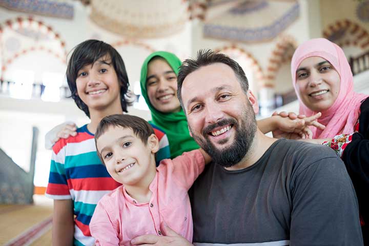 كيف نحتفل بالعيد دون خلافات زوجية وأسرية؟