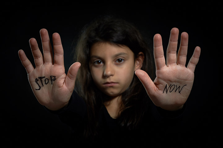 كيف نحمي أطفالنا من التحرش؟