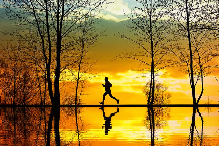 دراسة: المشي 7000 خطوة باليوم يطيل العمر!