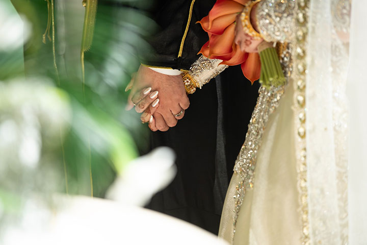 بمشاركة 14 عروساً وعريساً.. جمعية النهضة النسائية تقيم العرس الجماعي التراثي الثاني
