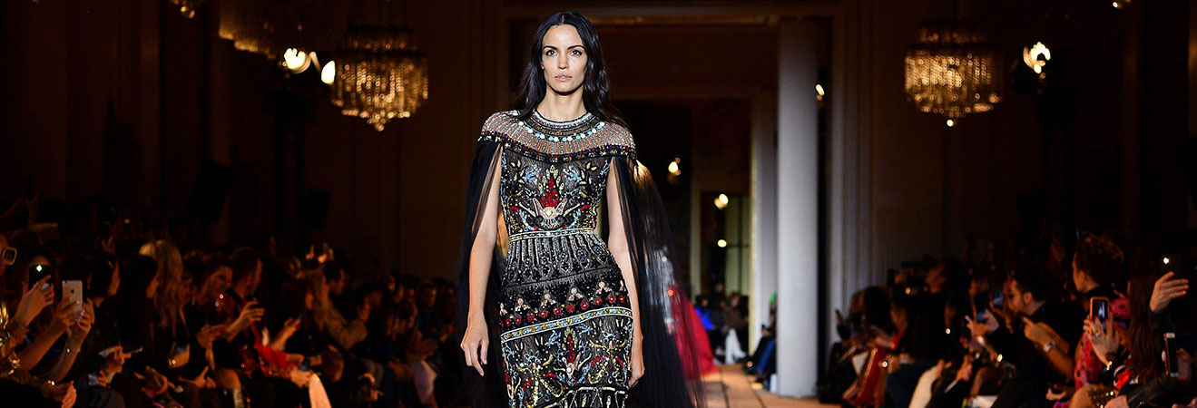 الطابع الفرعوني يغزو عروض الأزياء في 2020