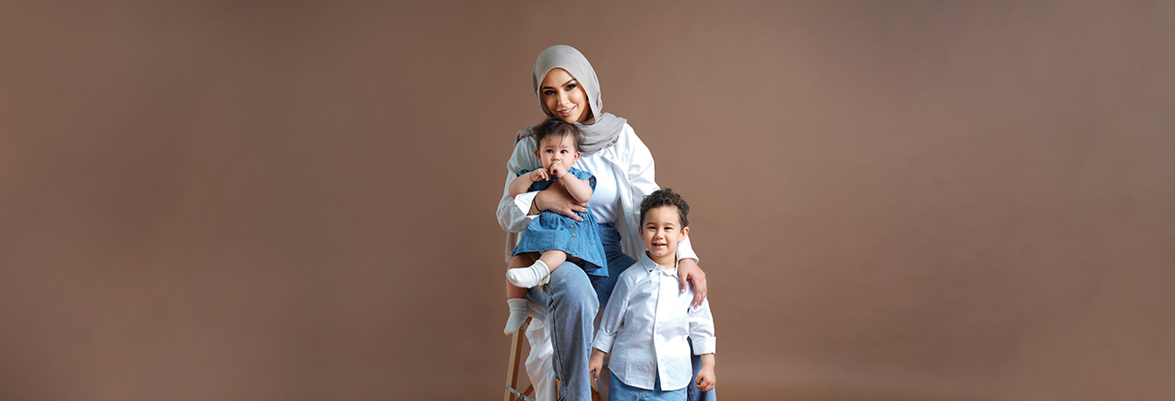 الفاشينستا سهى طه: الأمومة غيرتني وأبنائي أولوية