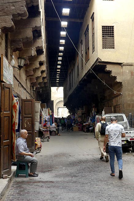 "نفيسة البيضاء".. الجارية الشركسية التي امتلكت نصف بيوت القاهرة وماتت فقيرة
