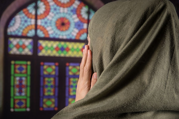 علماء الأزهر: هذه أسباب تحريم زواج المسلمة من غير المسلم
