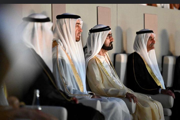 محمد بن راشد ومحمد بن زايد والشرقي والمعلا بحضور الشيوخ