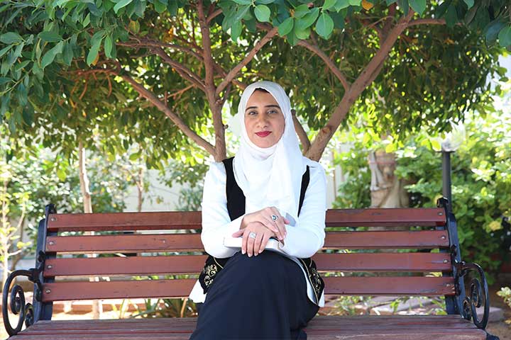 الروائية لولوة المنصوري: ليس كل ما يقدم عالمياً يستحق الترجمة إلى العربية