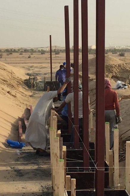 عراقية تبني مضيفاً سومرياً في صحراء دبي