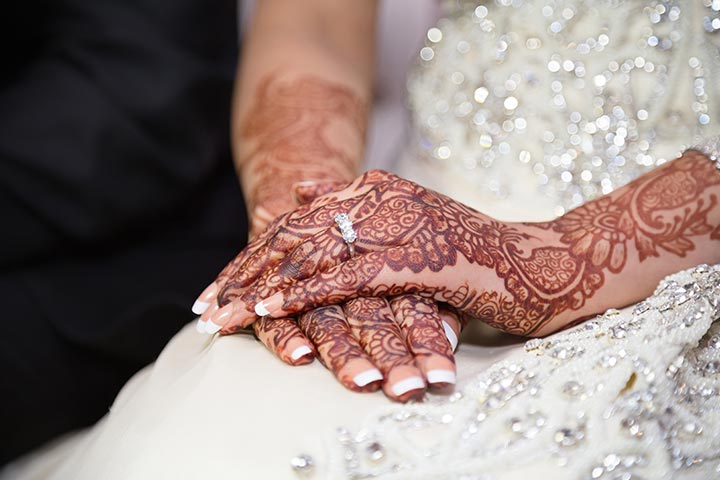 «حناء» تحول حياة عروس إلى كابوس في يوم زفافها!