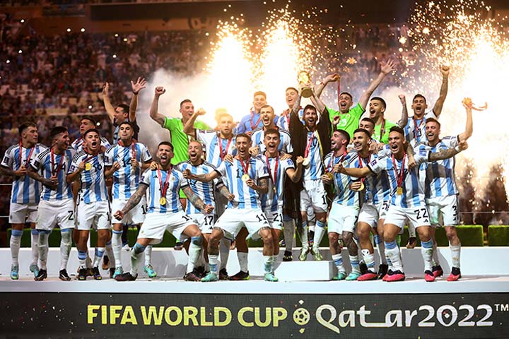 الأرجنتين بطلة العالم.. وميسي يحقق حلمه