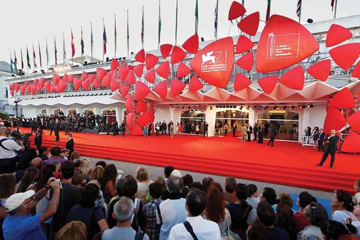 مهرجان فينيسيا السينمائي 2022 يستعد لدورة استثنائية.. وهذه أهم التوقعات