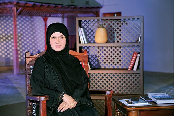 حوار مع د. عائشة الشامسي.. سفيرة «صاحبة الجلالة» في الاتحاد الدولي للغة العربية