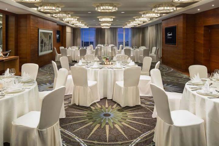 فندق "كمبينسكي" يقدم تجارب الطعام الأصيلة لضيوفه في شهر رمضان بمول الإمارات