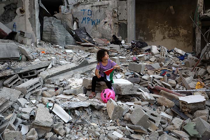 أطفال غزة.. ينامون في حضن الموت ويشتاقون للخبز