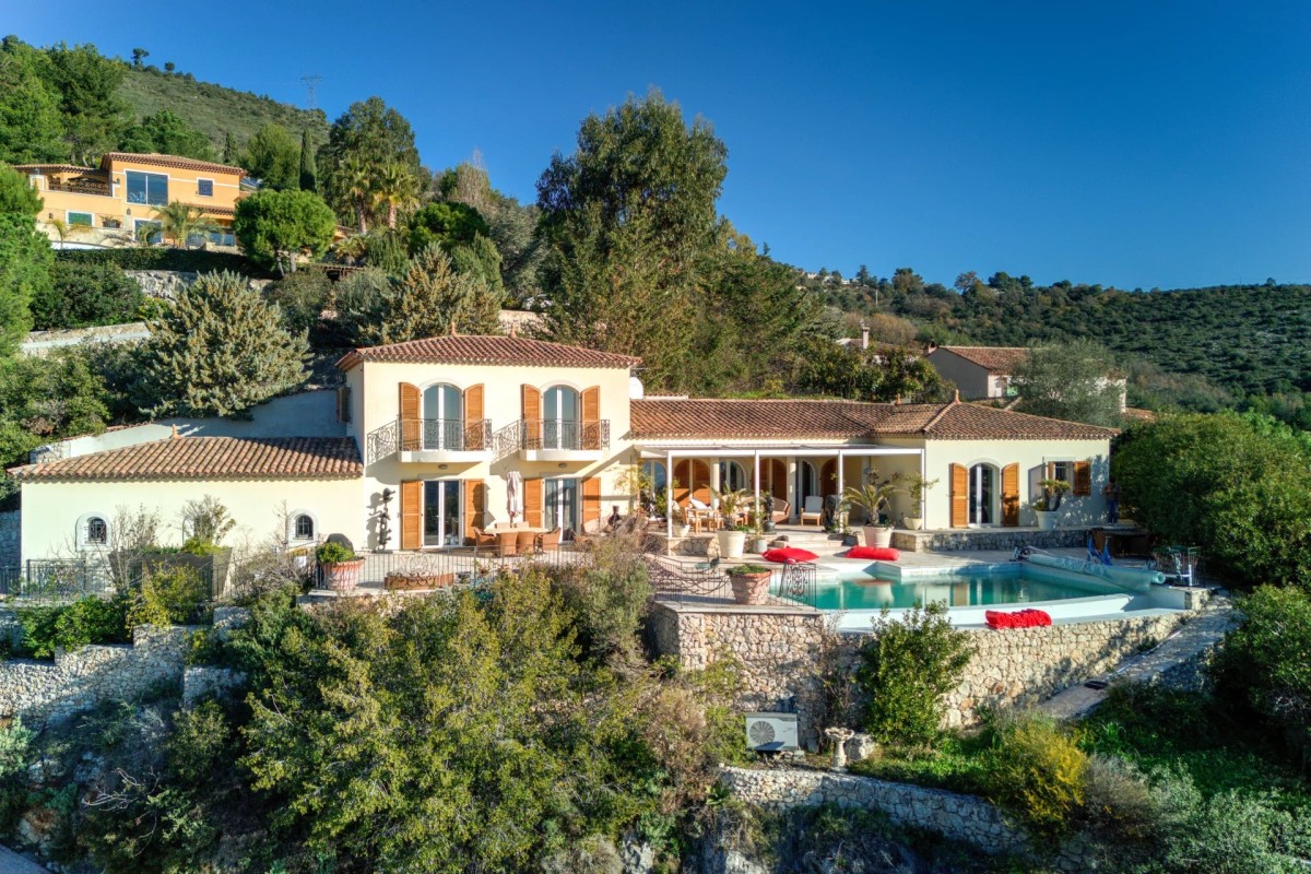 الولدان لم يدخلا بيت الأحلام