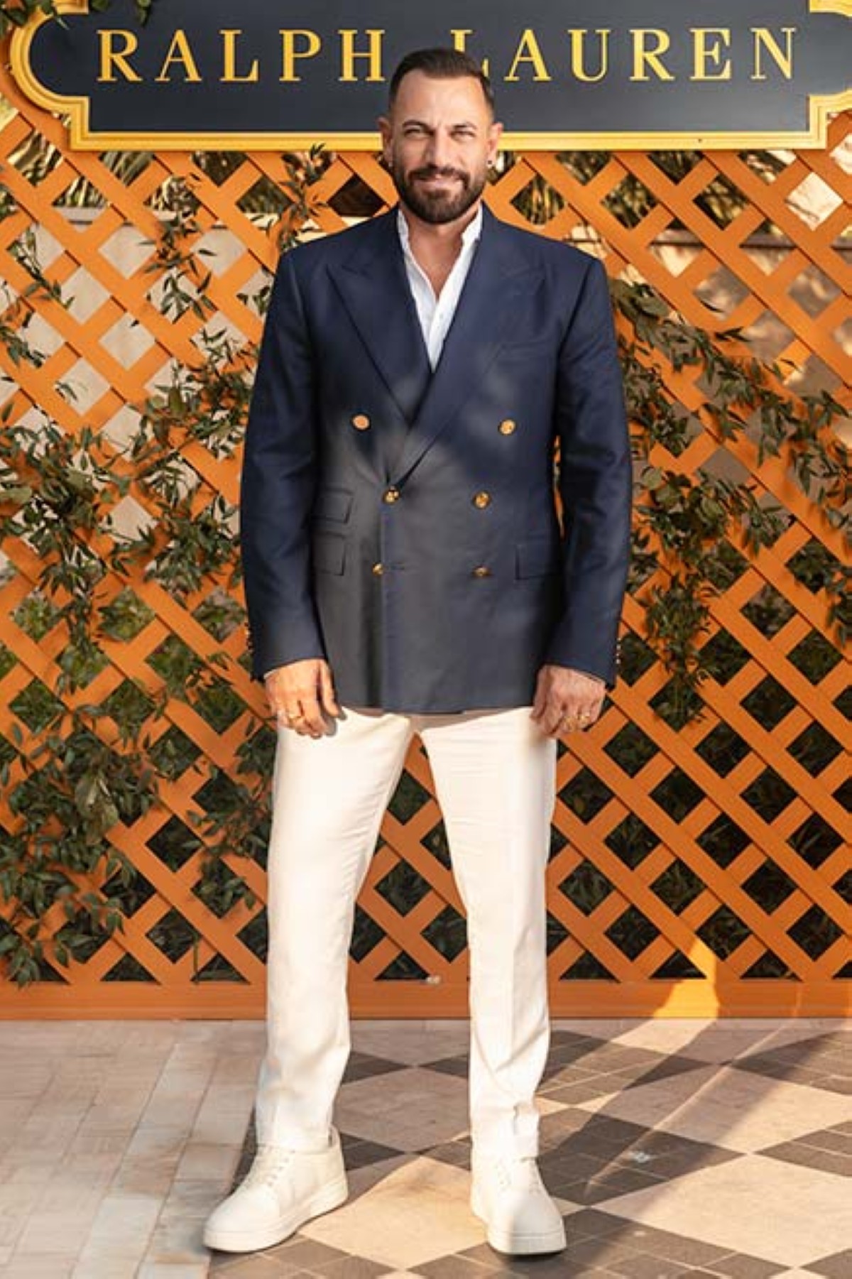 نيقولا معوض