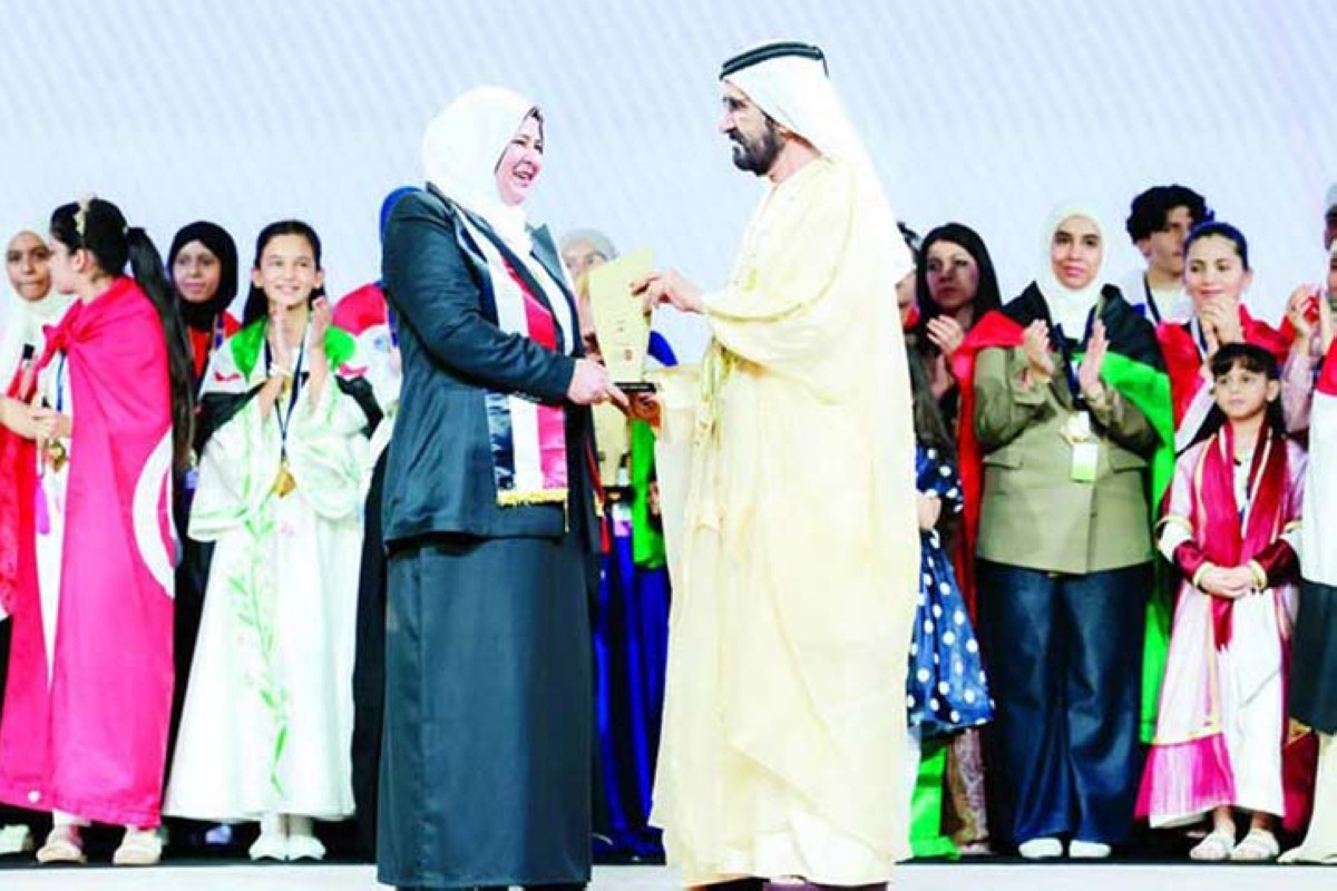 محمد بن راشد يكرم سحر مصباح عبد الفتاح ، من مصر