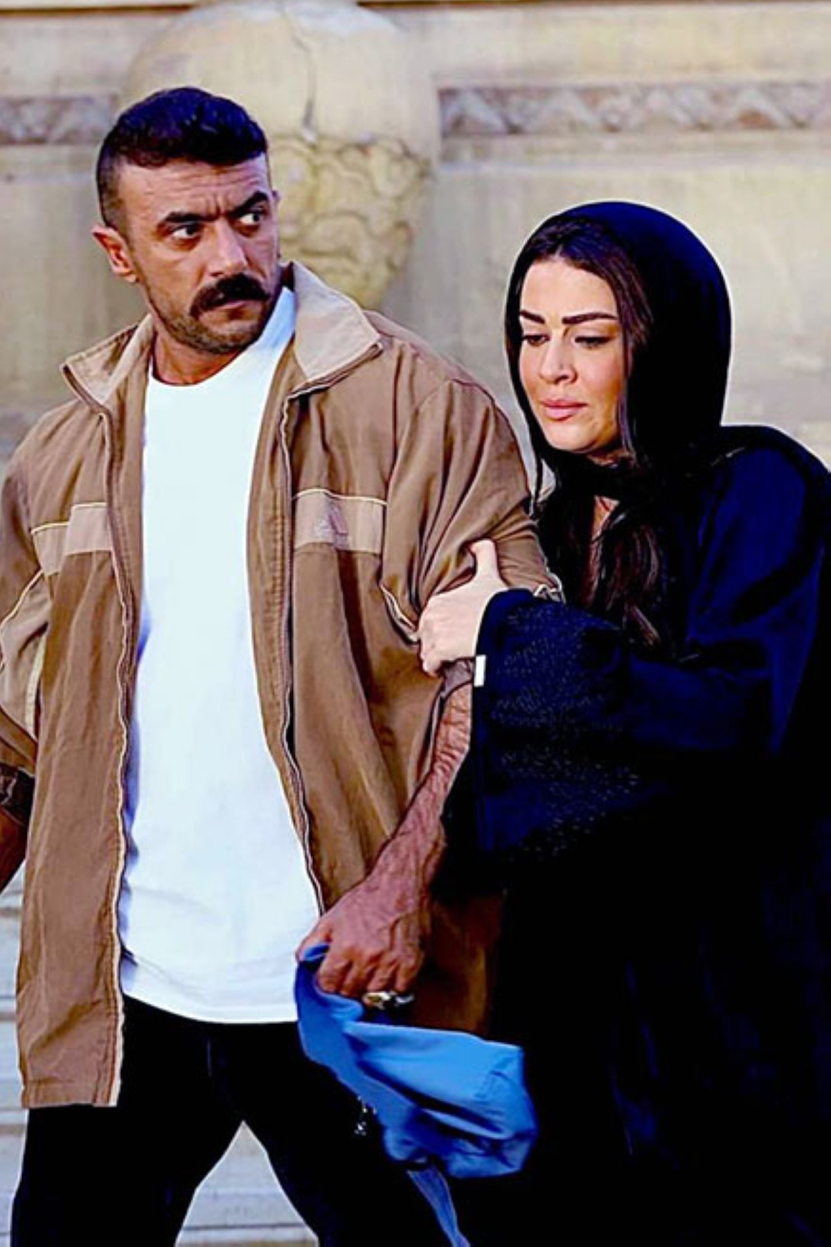 مع أحمد العوضي في مشهد من مسلسل 