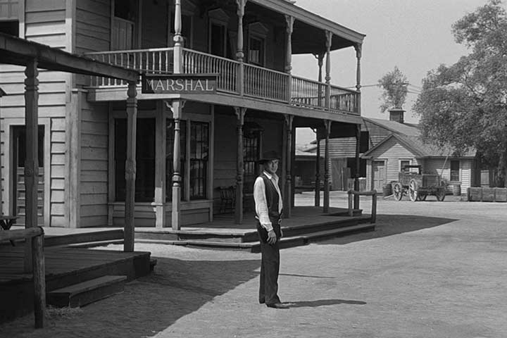 سينما زمان.. فيلم High Noon والمكارثية خلف الباب