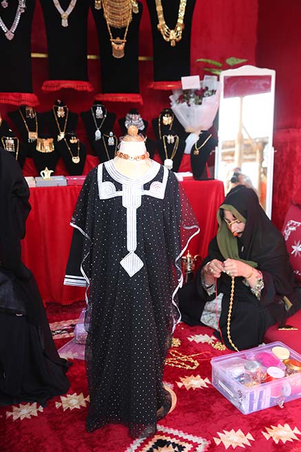 الزي التراثي .. جسر يربط بين الأجيال في عيد الاتحاد