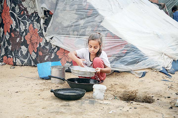 أطفال غزة.. ينامون في حضن الموت ويشتاقون للخبز