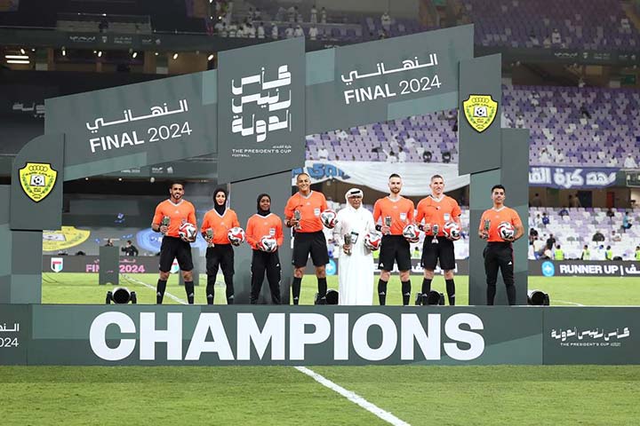 الإماراتية روضة المنصوري: أول حكم تقود مباراة في الدوري الإماراتي