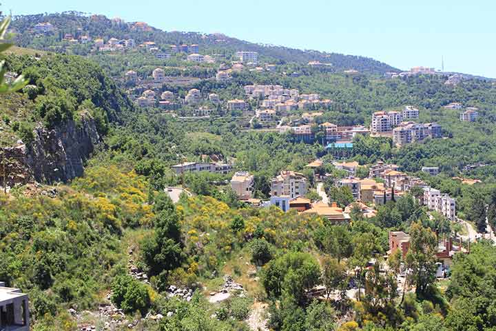 في قلب لبنان.. 