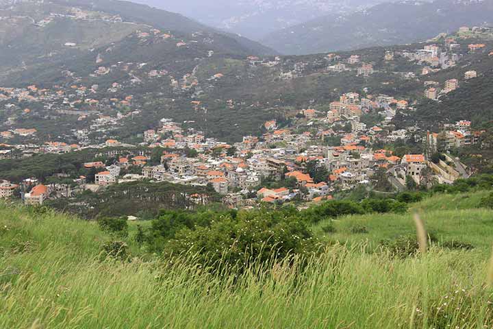 بلدات جبل لبنان.. مهرب الباحثين عن البرودة والجمال في عز الصيف